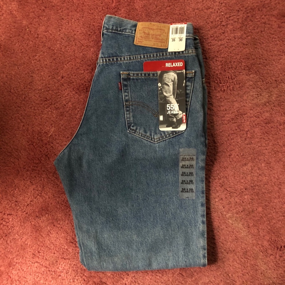 SALE!!! Levi 550 jeans